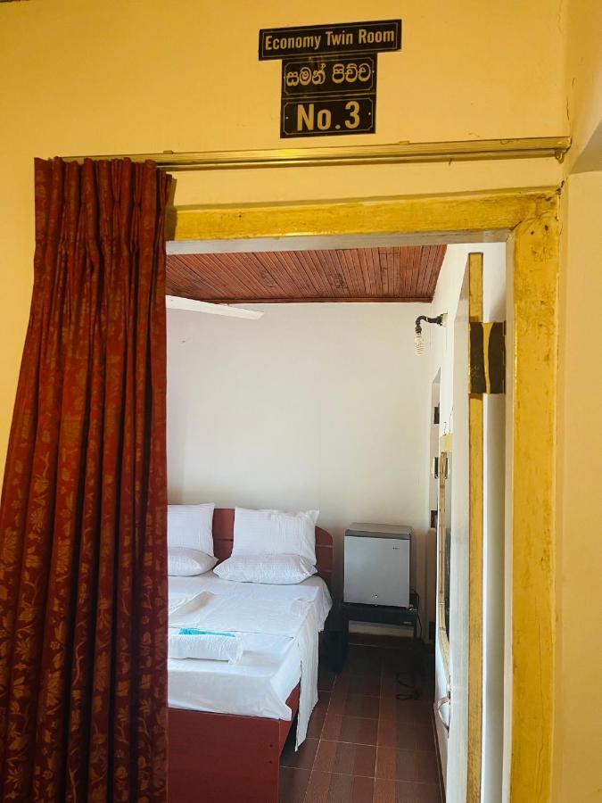 Mangala Lodge Курунегала Екстериор снимка